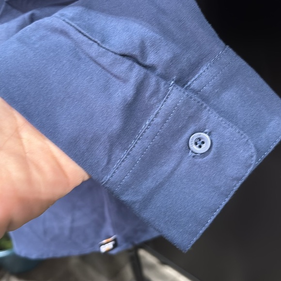 CAT Detroit Blue Oxford button down,chest pockets,durable, functional,reliable - Picture 4 of 11
